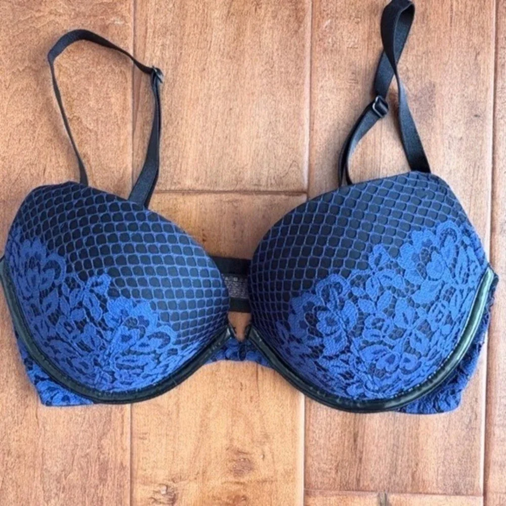 Victoria's Secret Very Sexy Push-Up Pigeonnant Bra 34D Blue Black Gothic Mesh